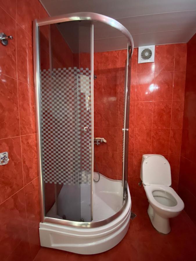 Апартаменты На Луки Асатиани, 2 Батуми Экстерьер фото